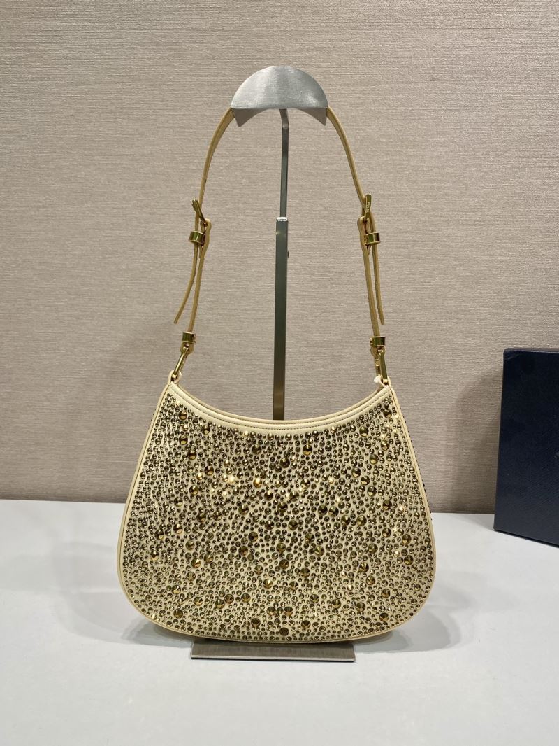 Pra*a cleo bags